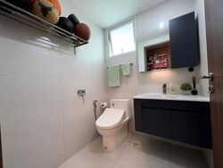 1 Canberra (D27), Condominium #622844351